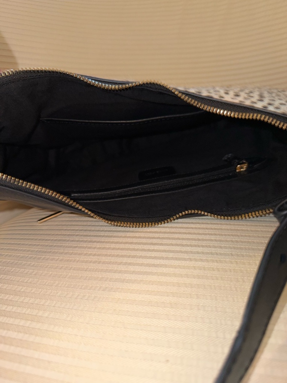 LK Bennett Black and White Speckled Shoulder Hobo Bag - Picture 5 of 8